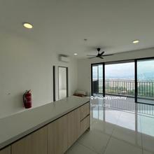 Kota Damansara Mahogany Residence Partly Furnished for Rent