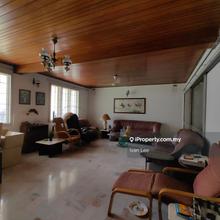 Very Big! Nice Environment!