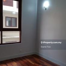 Surian Condominium To Let