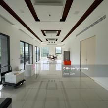 The Veo 4 rooms 3carparks partially furnished