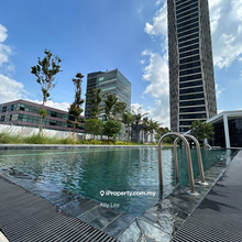 Yolo Signature Suites