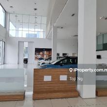 Spacious Dual Frontage Glenmarie Factory, High Visibility