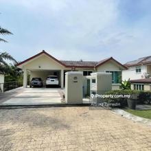 Spacious 3 Sty Bungalow Teratai Kayangan Heights, Seksyen U9 Shah Alam