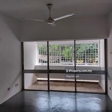 Peaceful environment, very convenient location, easy access everywhere