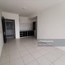 Cheap rental at Bukit Indah Sky View, comes with 1 parking lot