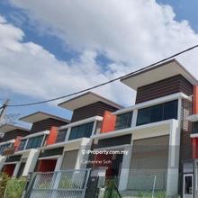 1.5 Storey Detected Warehouse Factory Tanjung Minyak Perdana For Sale