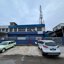 1.5 Storey Semi D Warehouse Factory For Rent beside Nse, Klia