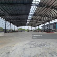 Facing main road, comes with ccc and power supply 1000 amp