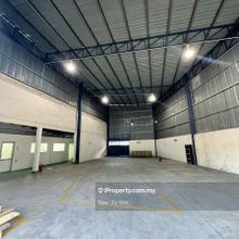 Taman makmur Lunas warehouse for rent 