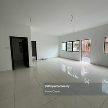 Kajang Sungai long freehold townhouse for rent