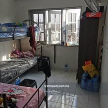 Vista condo Un-furnished 1-car park 