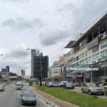 Fraser Business Park Ground Floor Corner Shops for Rent (KL City)