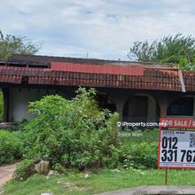 Main road facing bungalow land commercial potential