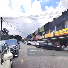 1st flr office Subang Jaya ss14/2 inside main road frontage 