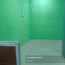 Table top l well kept. Apartment taman bukit mewah for rent
