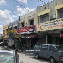 2 Storey Intermediate Shoplot @ Taman Midah. Good for Investment!