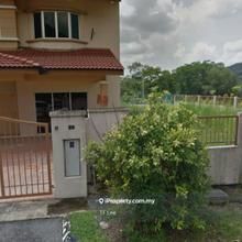 2 storey corner with extra land of 3,139 sqft 