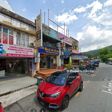 Ground floor Face Main Road