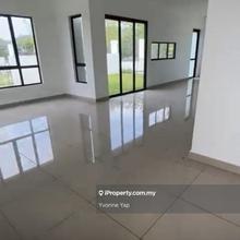 Bandar Rimbayu Gated Guarded Double Storey Terrace,Partially Furnished
