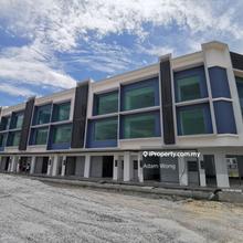 Facing Mainroad Brand New 3 Storey Shoplot Aman Parc Taman Intan Rent