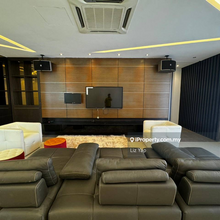 Renovated Unit Double storey endlot gng with club house