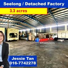 Senai seelong detached factory for sale