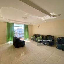 Good Value and Spacious Apartment in a Great Location! 