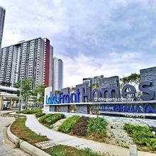 Sale -27% Below Market Value Lakefront Residence Cyberjaya Selangor