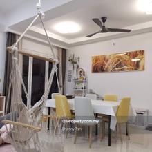 3 Storey End Lot With Land