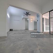 Good Location. Gated & Guarded. Freehold. 1.5 Storey