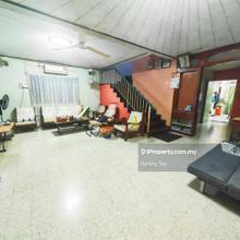 Freehold, gated guarded, good neighbourhood, tip top condition, 