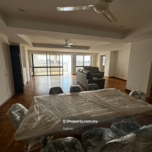 Beautiful Penthouse with Panoramic View of Bangsar Skyline 