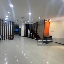 Selesaria Happy Garden superlink, freehold, gated guarded, renovated