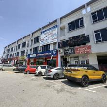 3 Sty Freehold Shop Facing Main Road Pusat Komersil Teriang