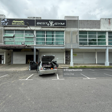 Ground Floor Shoplot For Rent 