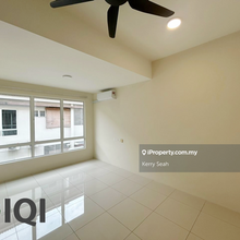 Raintree Park Pearl City Townhouse Upper Unit Partially Furnished 