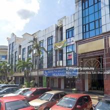 Main road Shop for Sale Wangsa maju