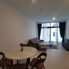 Excellent State Corner Unit in a Luxury Residence; Accessible to MRT