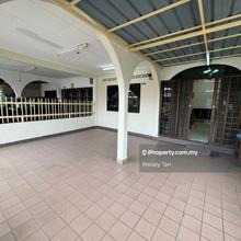 Double Storey Semi-D Intermediate unit in Bukit Katil for sale