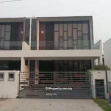 Taman Pulai Jaya @ Cube 176 double storey terrace endlot 24x65