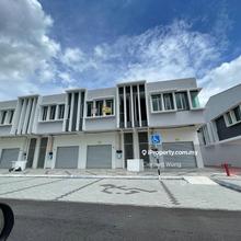 Shop to let Adenium Bukit beruntung Bukut Sentosa