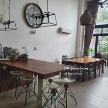 Terrace house for Sale