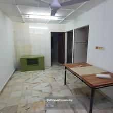 Flat for Rent