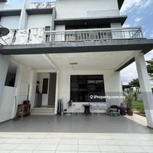 Bukit Indah 11 Garden Villas Cluster Corner 45x70 Renovated Furnished