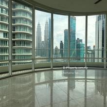 The Oval KLCC. 200m to KLCC park, MRT & LRT. 1km to iskl & rsgc golf