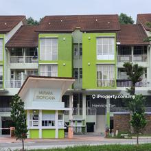 3 Storey Town house (Upper Unit), Build up 2790 sqft, 5 bedrooms
