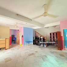 2 sty corner lot terrace for sell in cheap price 