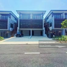 Spacious 3 Storey Terrace The Mulia Residence Phase 1, Cyberjaya
