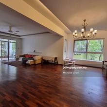 4 bedrooms unit walking distance to garden School 