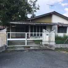 For Sale Old bungalow 